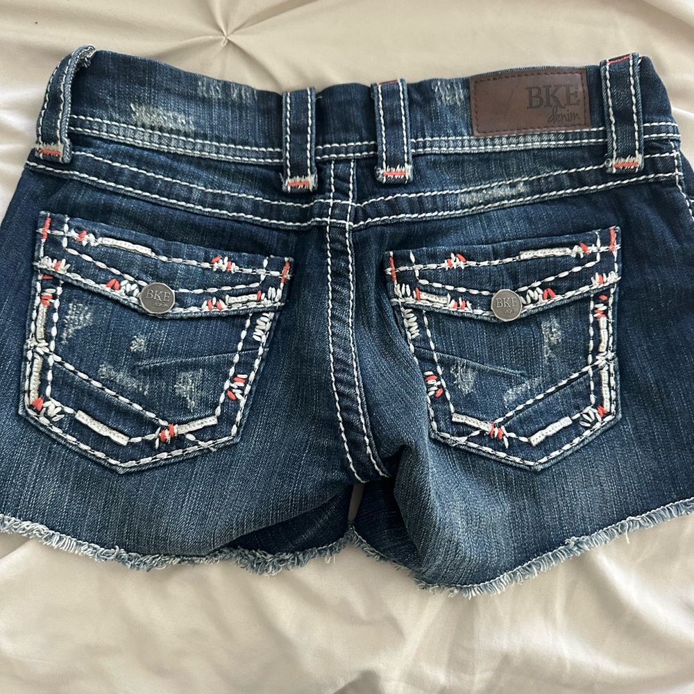 BKE Dark Indigo Distressed Denim Cutoff Shorts - Picture 2 of 3